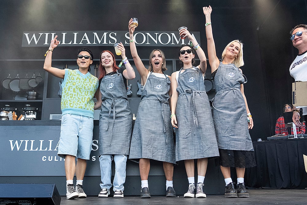 Melissa King, Eliza Enman-McDaniel, Jordan Miller, Leandra Earl And Kylie Miller